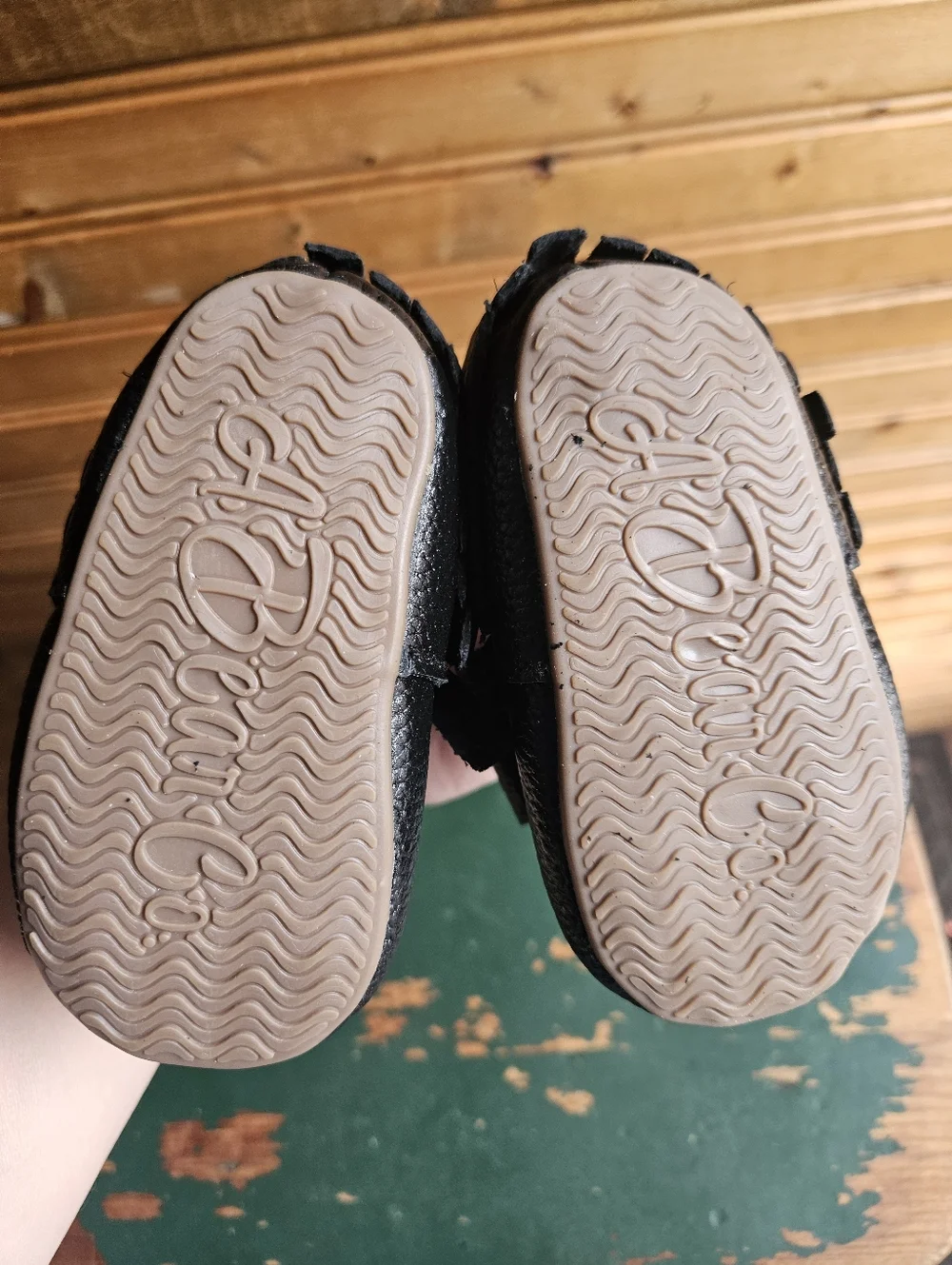 NEW- A BEAR CO. Kids Black Leather Moccasin Baby Shoes - Brand Unknown